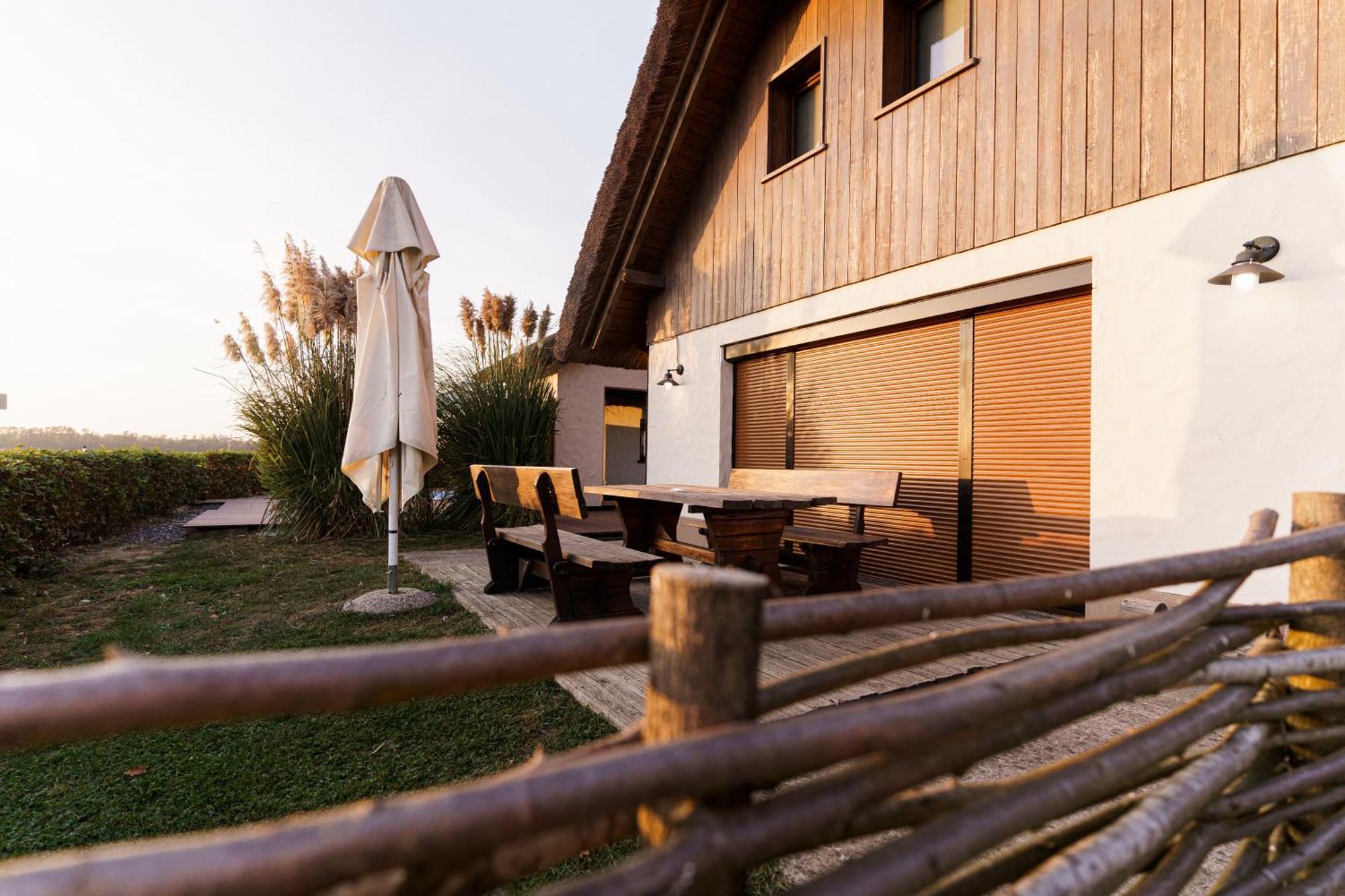 Panonska Vas Villas Моравске-Топлице Стая снимка